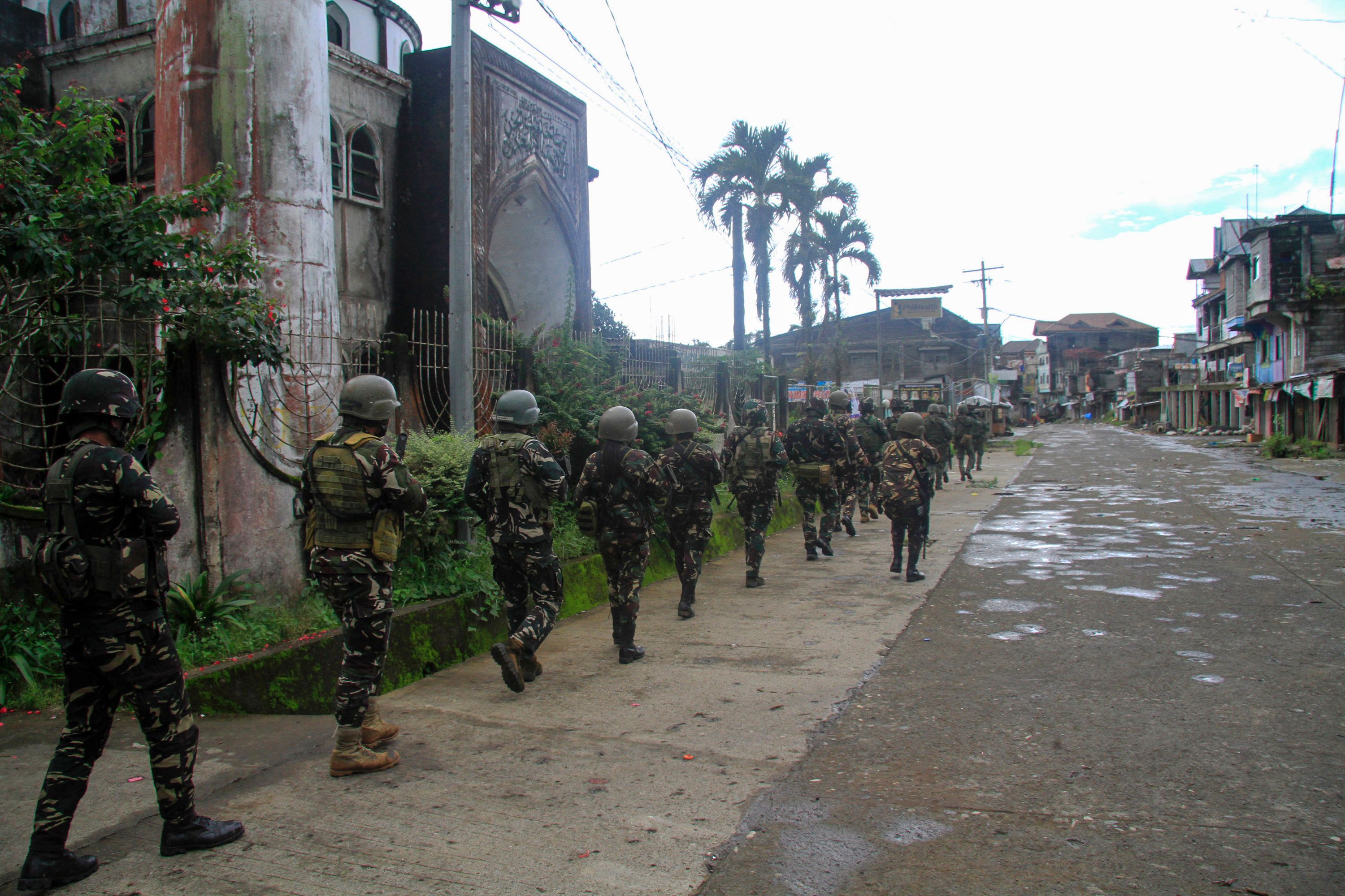 عناصر من الجيش الفلبينى ينتشر فى مدينة مراوى