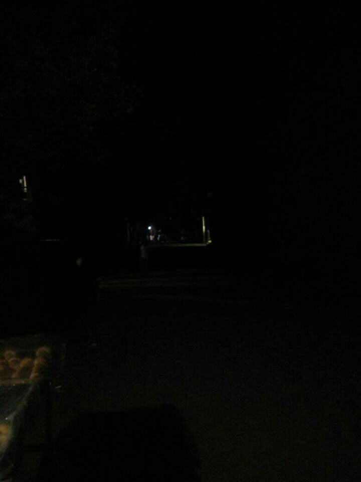 الظلام يخيم على شوارع نواج (3)