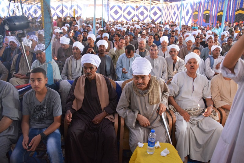 محافظ سوهاج ومدير الأمن فى صلح دار السلام