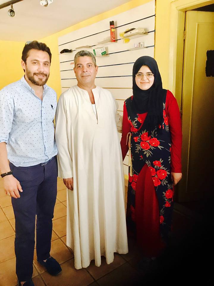 احمد حسن مع مريم ووالدها