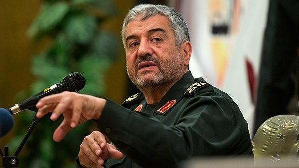 الجنرال محمد على جعفرى قائد الحرس الثورى الإيرانى