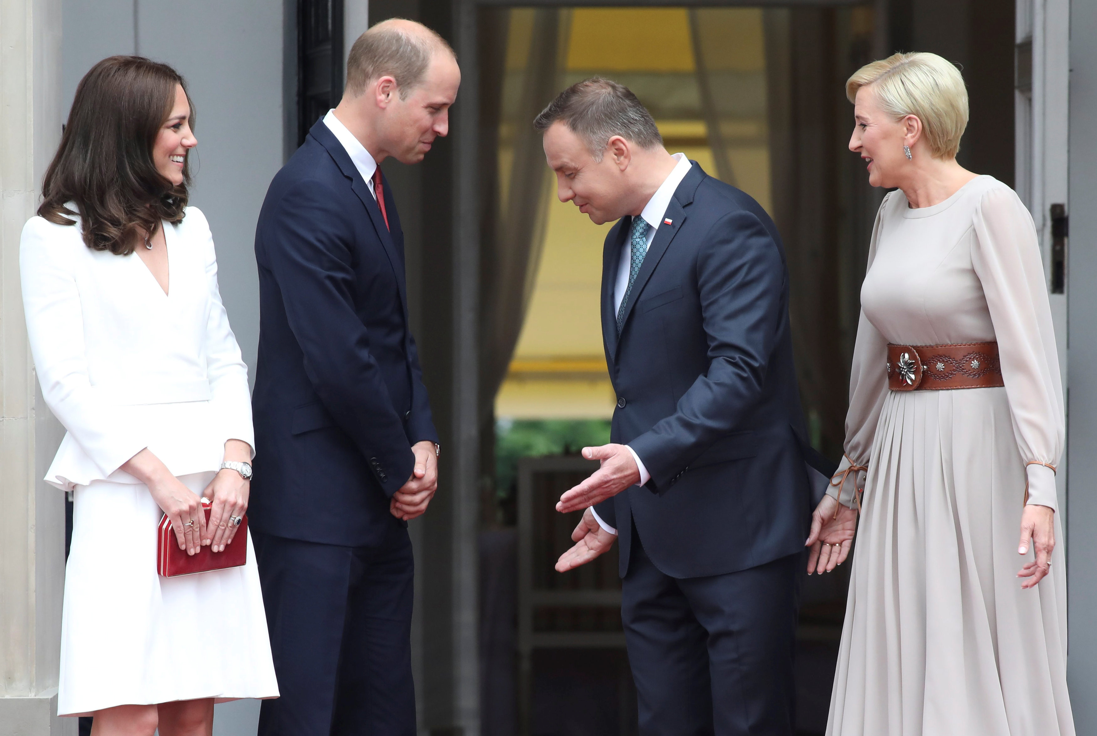 رئيس بولندا وزوجته فى استقبال الأمير ويليام ودوقة كامبريدج