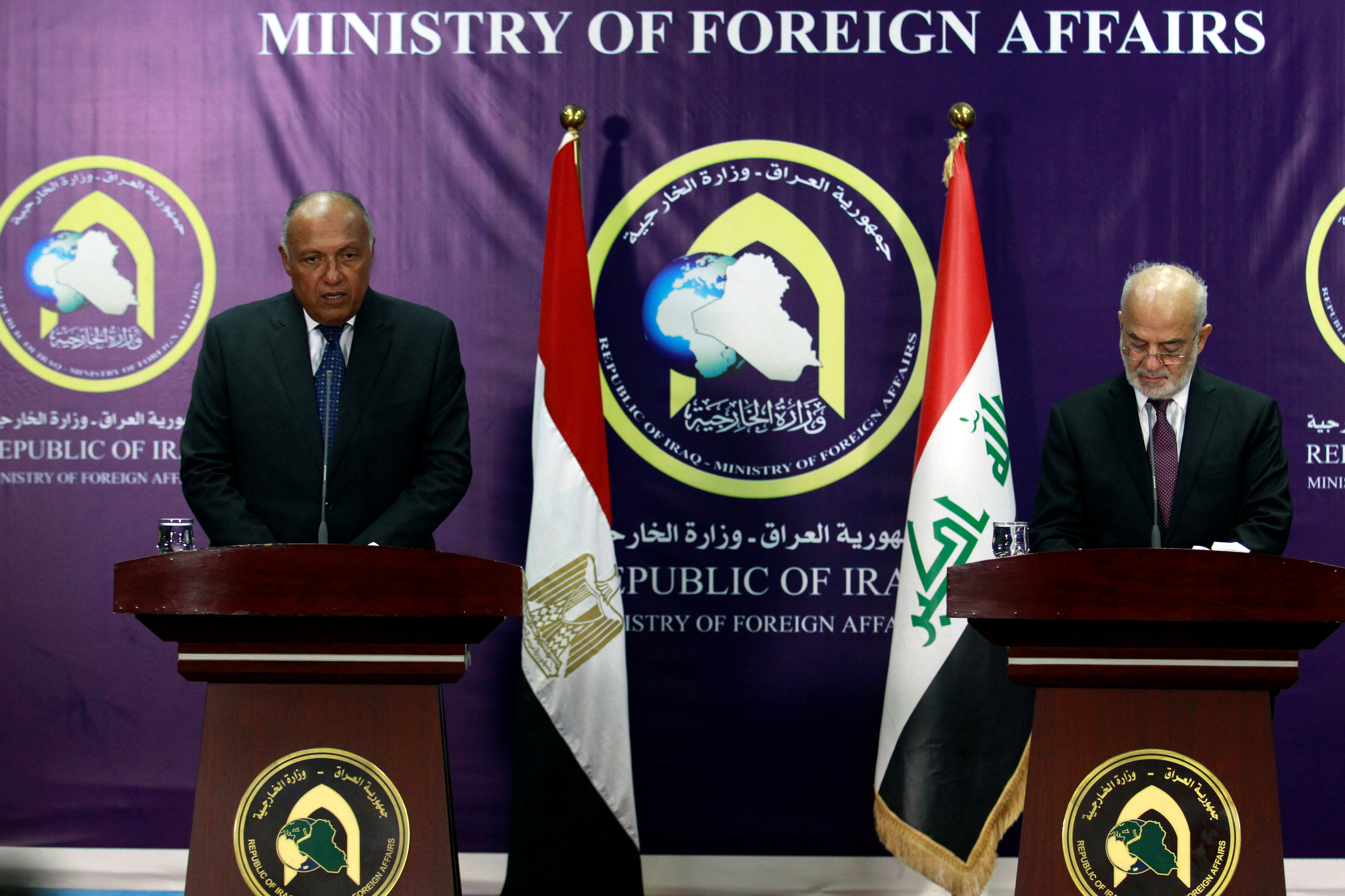 وزير الخارجية العراقي ابراهيم الجعفري وسامح شكرى