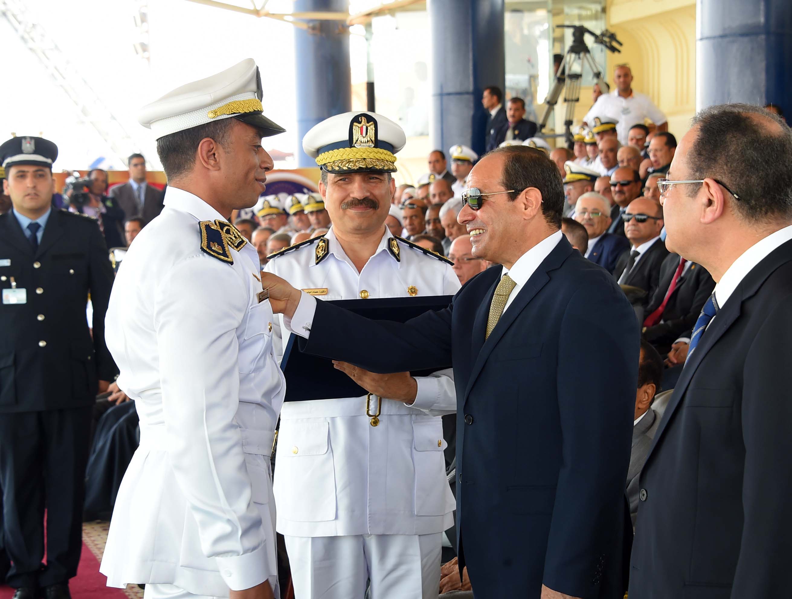 الرئيس السيسى يشهد احتفال أكاديمية الشرطة