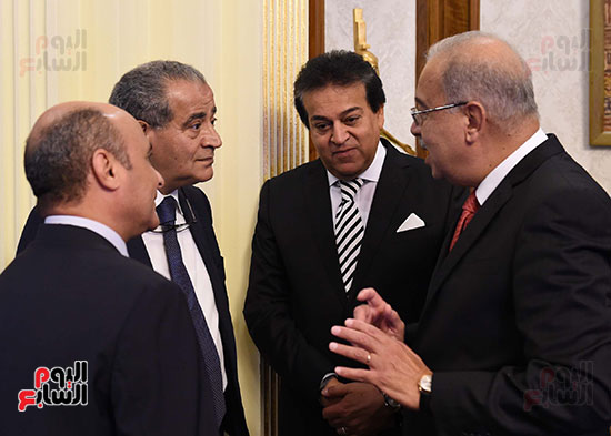 اجتماع مجلس الوزراء (2)