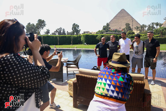 روبرتو كارلوس ونجوم منتخب البرازيل فى زيارة خاصة للأهرامات (8)