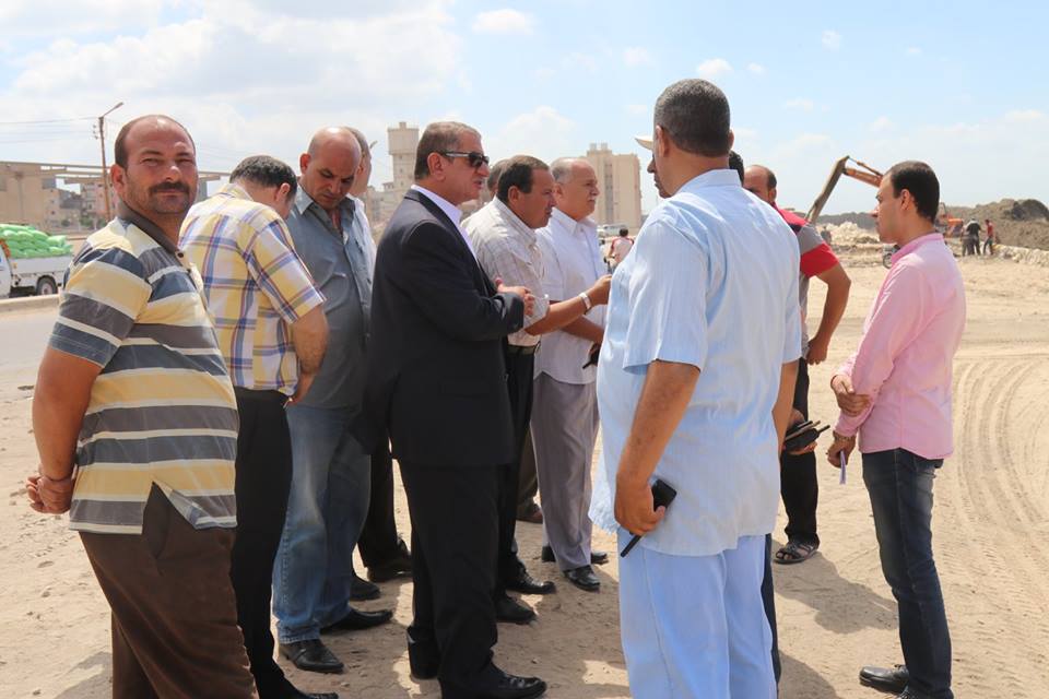 محافظ كفر الشيخ يتابع الأعمال الجارية بكورنيش بحيرة البرلس 