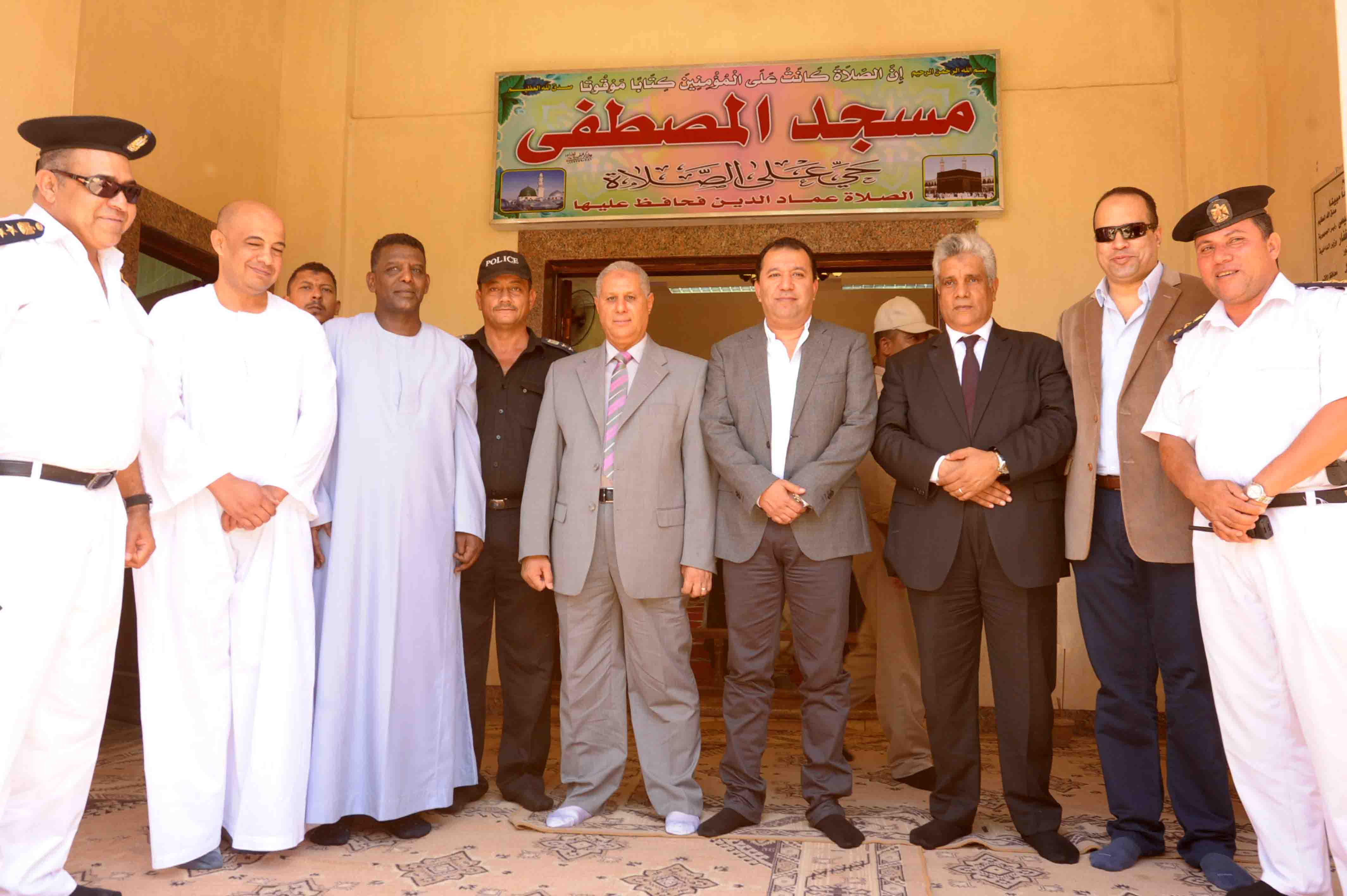 إفتتاح مسجد المصطفي ومخبز لقوات الأمن بالحبيل شمال الأقصر (1)