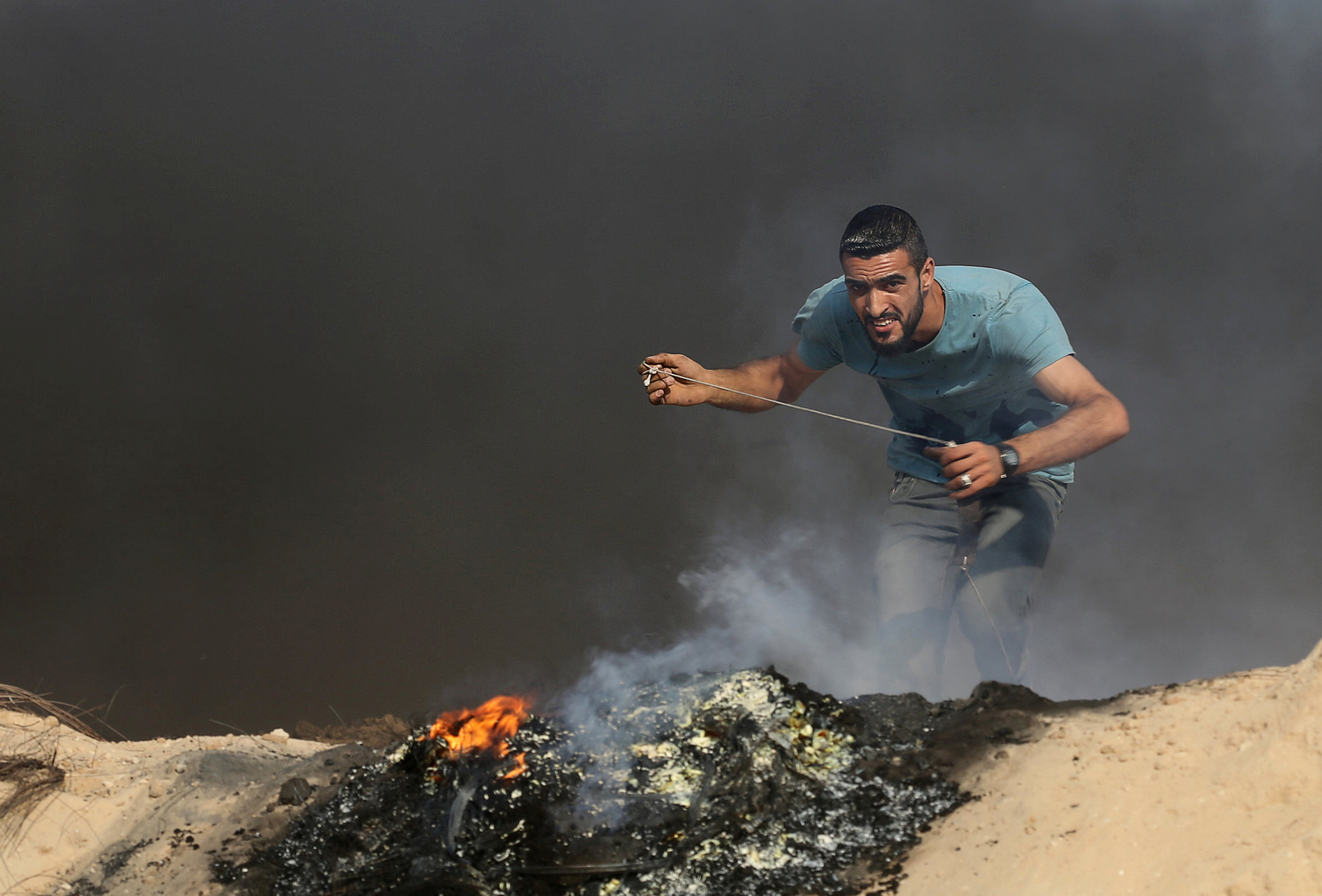 جانب من العنف على حدود غزة