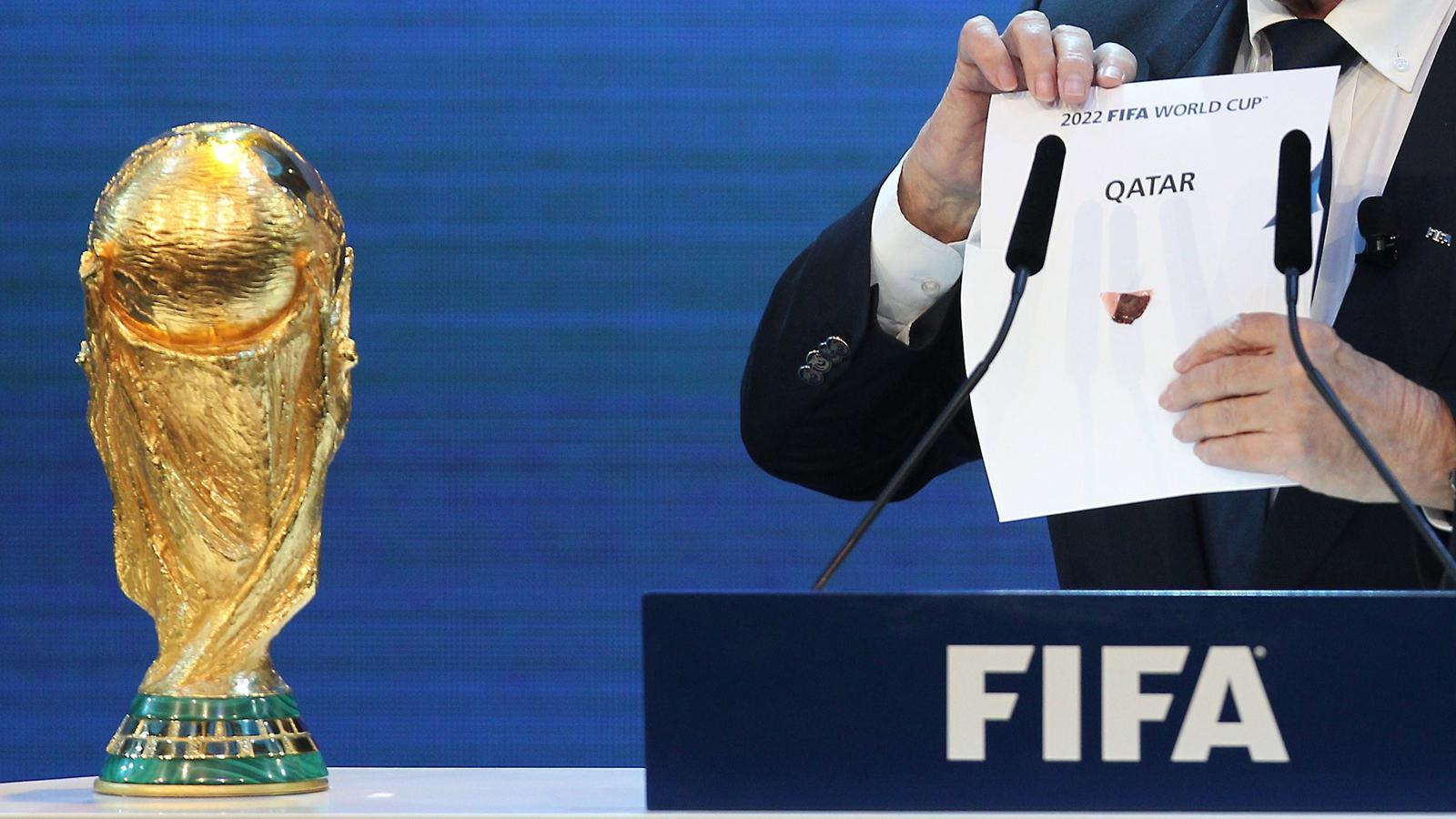 الحكومة الدول العربية تضغط على الفيفا لسحب كأس العالم 2022 من قطر