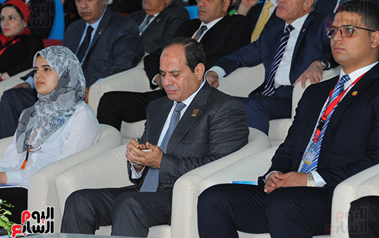 السيسى فى مؤتمر الشباب (3)