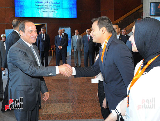 السيسى فى مؤتمر الشباب (1)