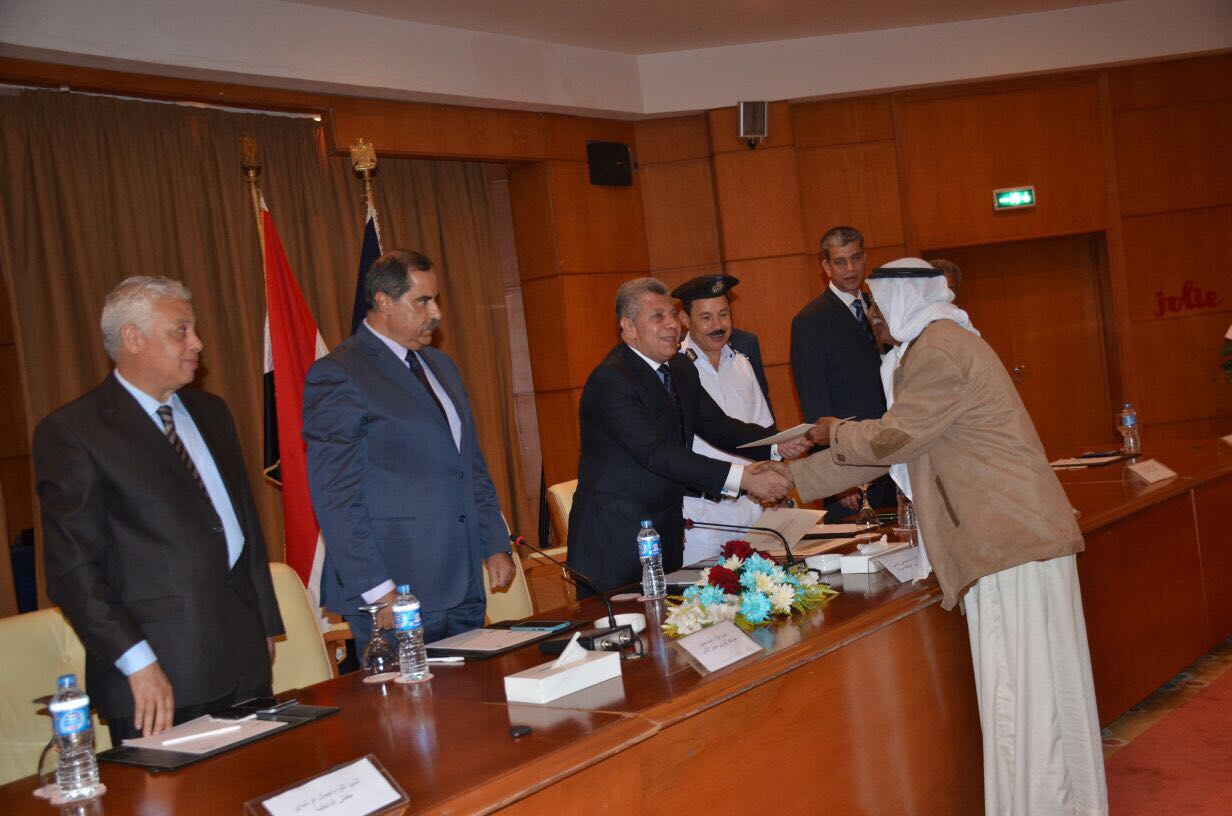 مساعد وزير الداخلية لقطاع سيناء يكرم رجال الشرطة المتميزين بجنوب سيناء (4)