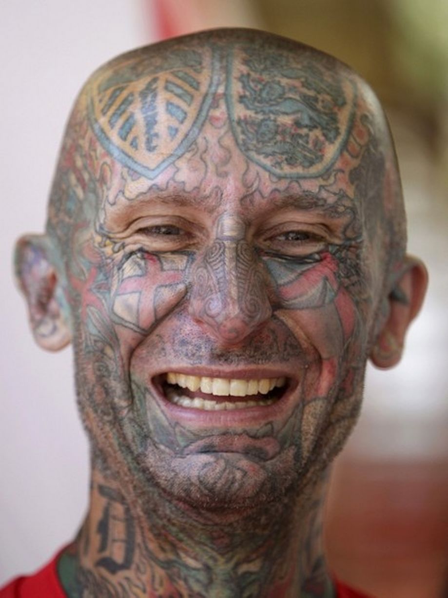 Уродливые Татуировки на лице