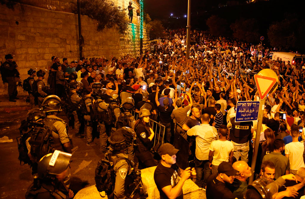 قوات الاحتلال تشدد اجراءاتها خوفا من احتفالات الفلسطينيين