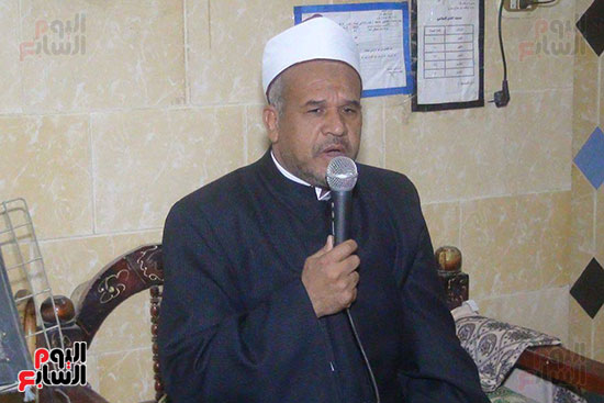 وكيل المديرية خلال دروس التوعية بالمساجد