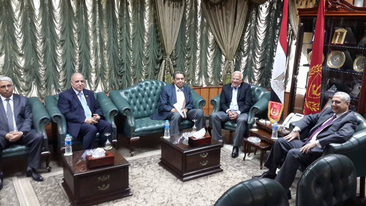 محافظ بورسعيد يستقبل رئيس مصلحة الجمارك