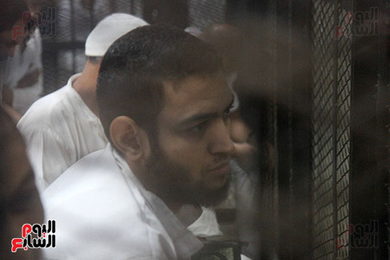 اقتحام قسم حلوان (18)