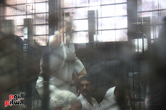 اقتحام قسم حلوان (21)