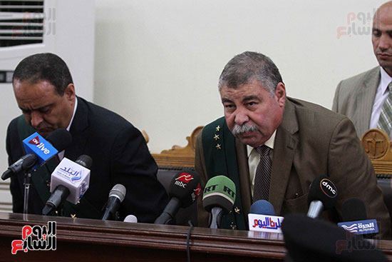 اقتحام قسم حلوان (3)