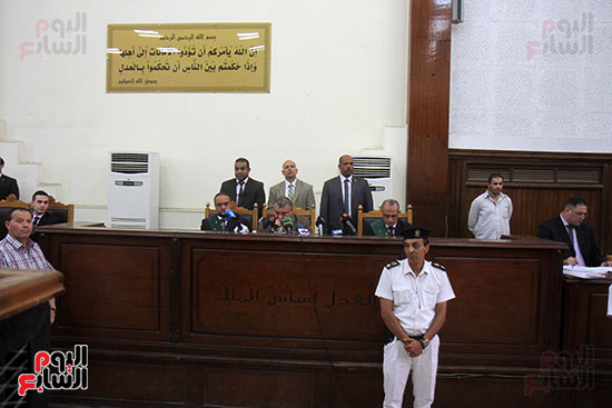 اقتحام قسم حلوان (16)