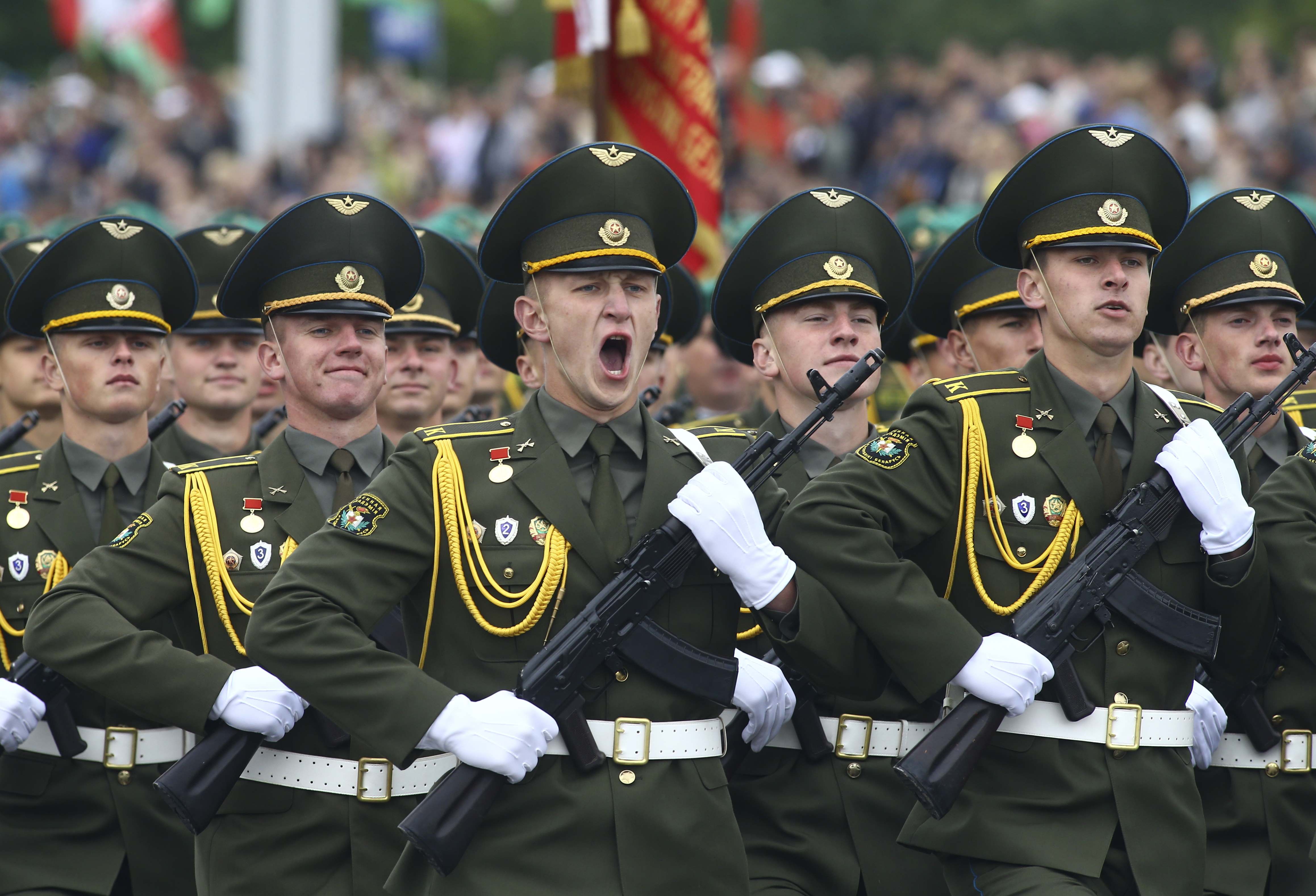 جنود بيلاروسيا