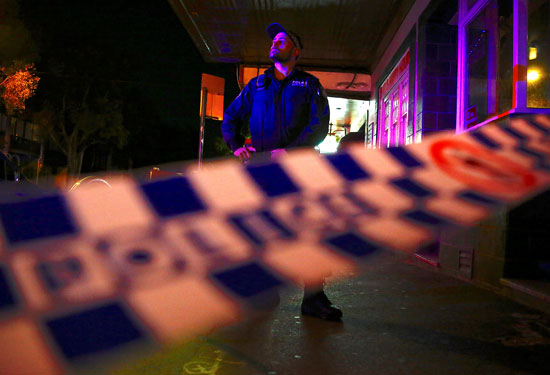 الشرطة الأسترالية تفرض طوقا أمنيا