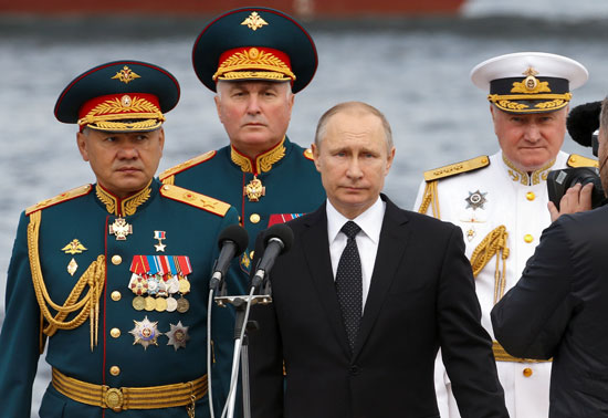 كلمة بوتين خلال احتفالية يوم البحرية الروسية