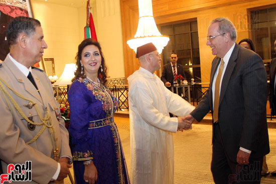 السفير المغربى خلال تحية السفير الأمريكى