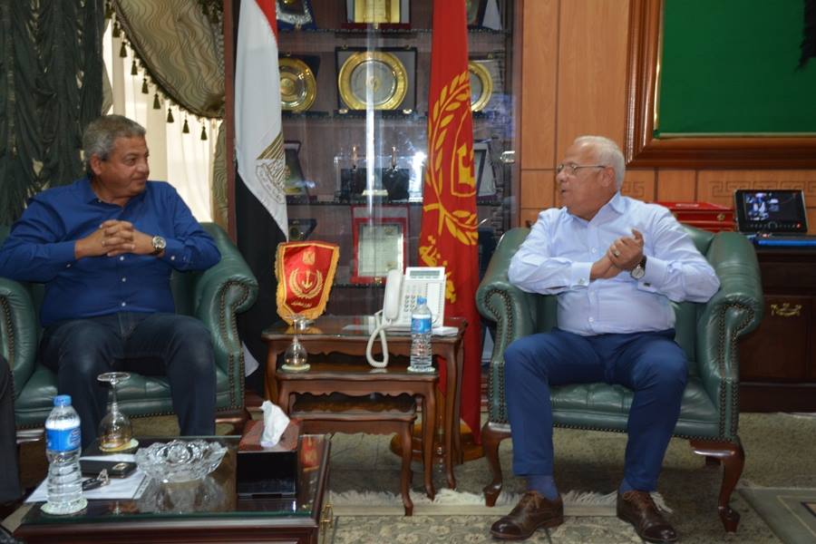 وزير الرياضة مع محافظ بورسعيد