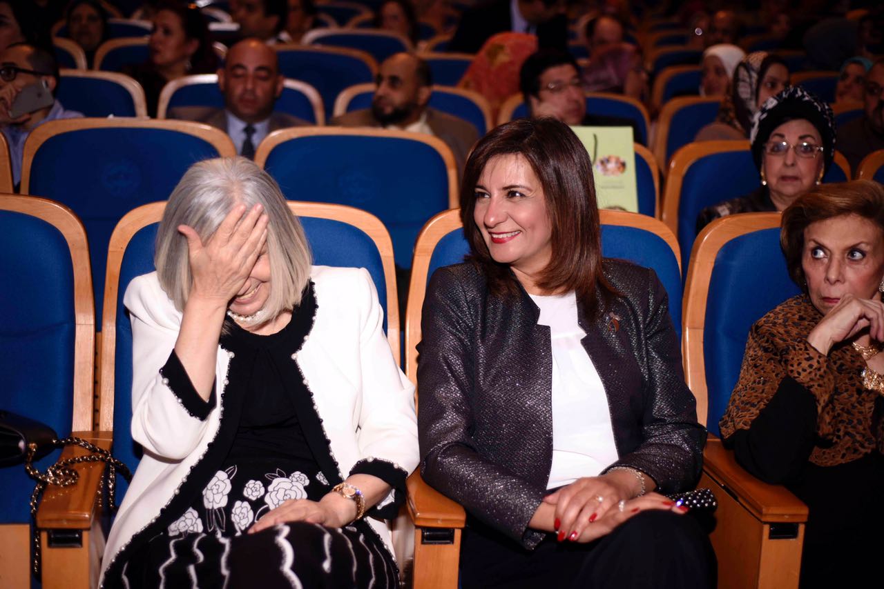الدكتورة نبيل مكرم وزيرة الهجرة في الحفل
