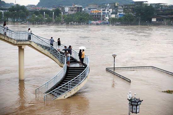 الفيضانات تضرب الصين