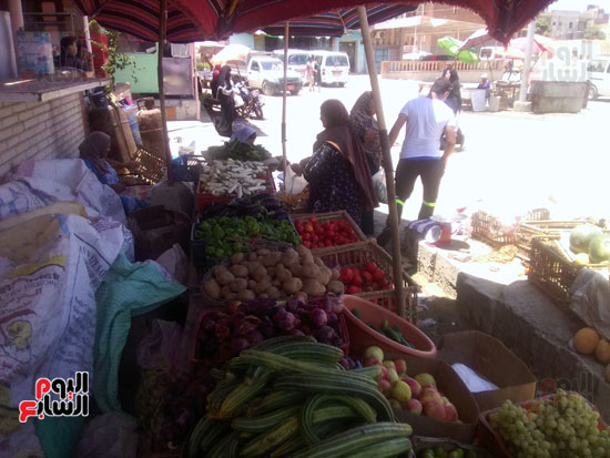 3- سوق الخضروات فى النرجس