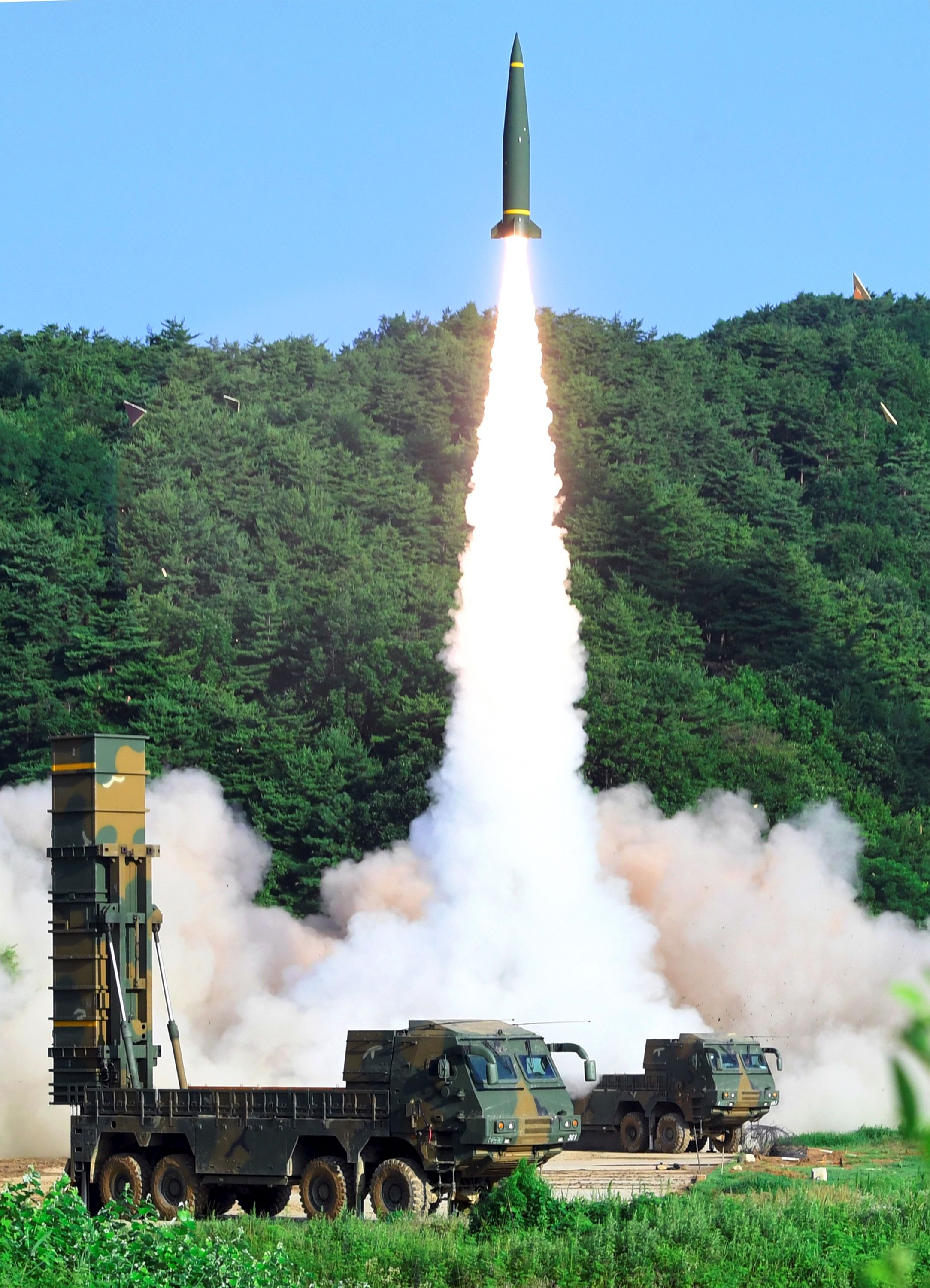 انطلاق الصاروخ الكوري
