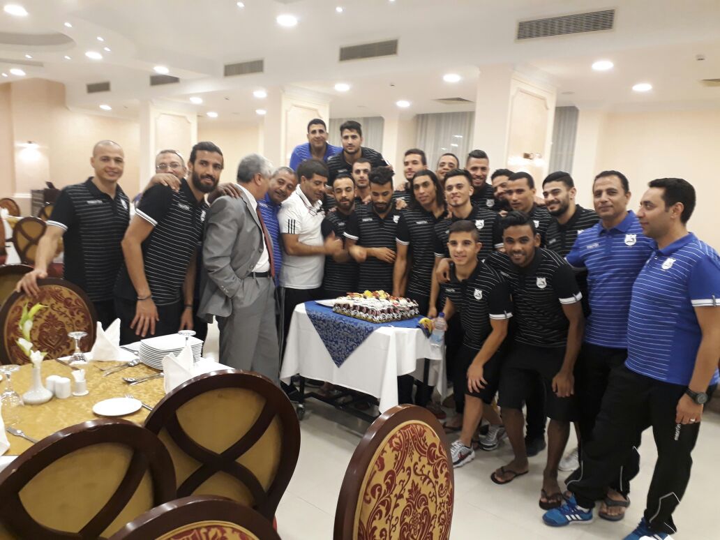 احتفالية إنبى بعمرو مرعى احتفالية إنبى بعمرو مرعى
