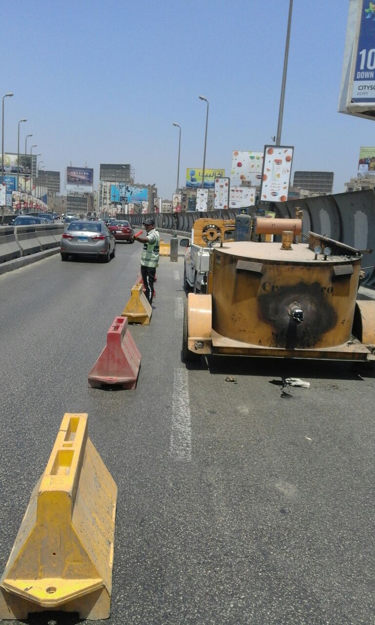 استمرار أعمال الأصلاح أعلى كوبرى اكتوبر