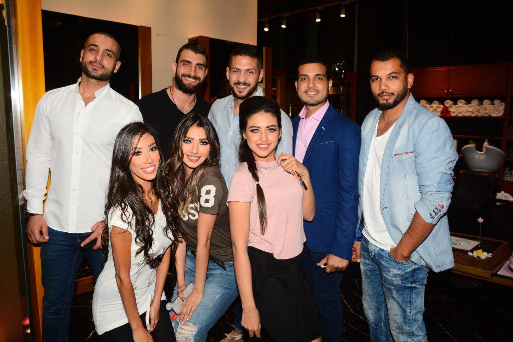 الفنان عمرو سمير قبل أيام من وفاته (4)