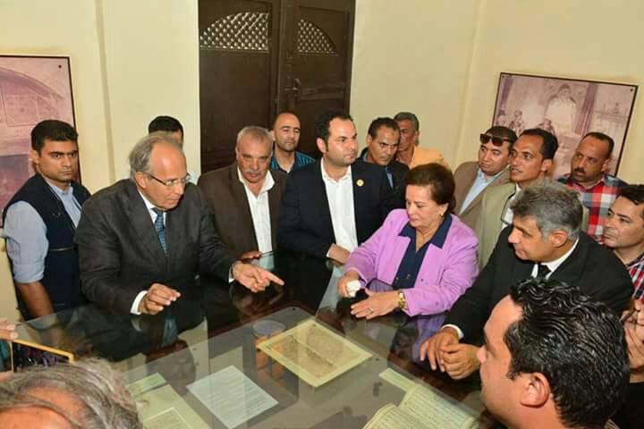 زيارة وزير التنمية المحلية لمتحف رشيد (1)