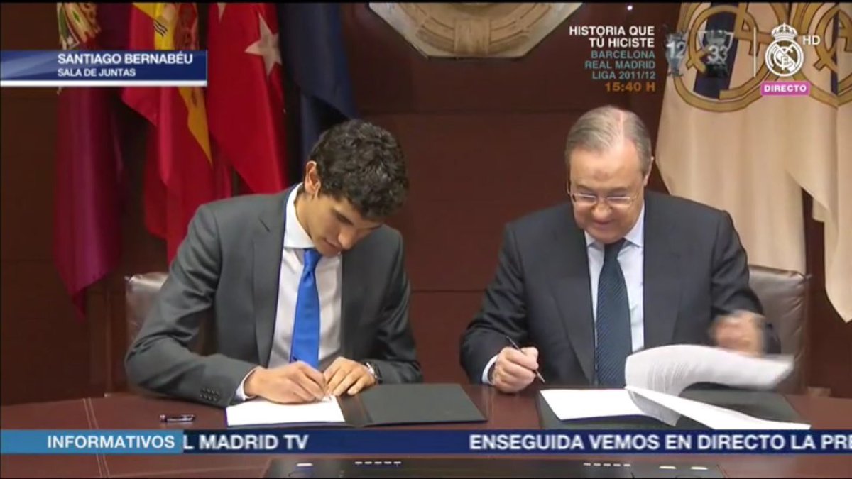 فاييخو يوقع عقد انضمامه لريال مدريد
