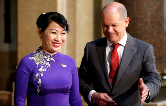 عمدة هامبورج يستقبل زوجة رئيس الوزراء الفيتنامى