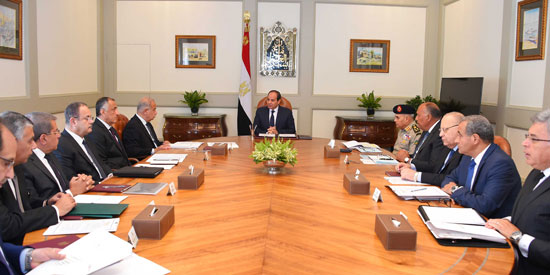  الرئيس السيسى ورئيس مجلس الوزراء ورئيس البنك المركزي (1)