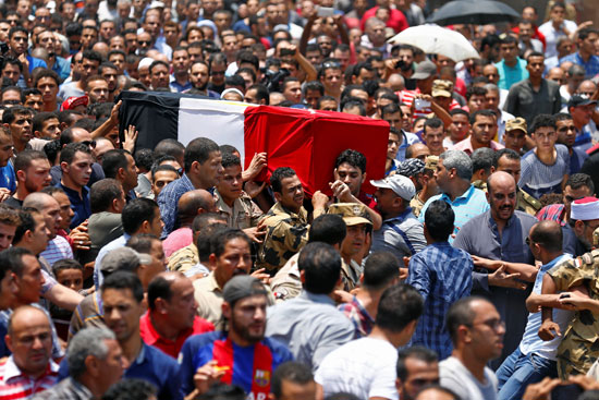 جنازة مهيبة لشهيد القوات المسلحة فى سيناء