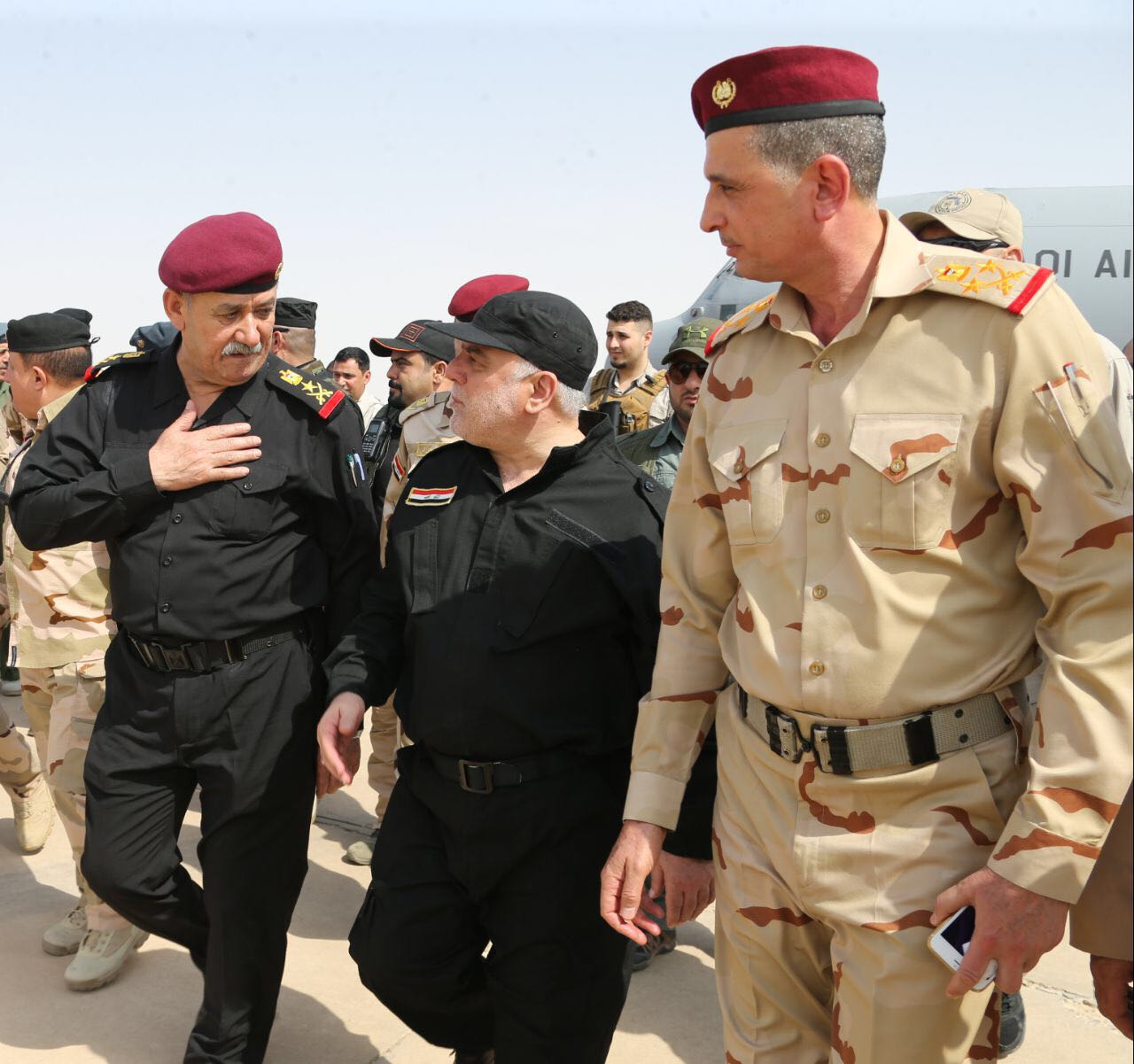 رئيس الوزراء العراقى يصل الموصل لإعلان تحريرها من داعش