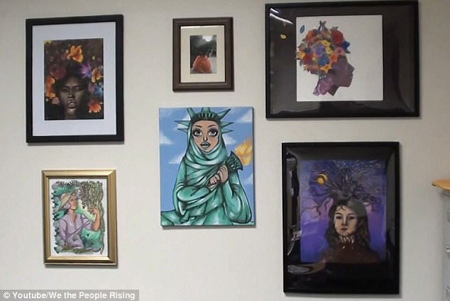 لوحة تمثال الحرية المرتدية الحجاب داخل مكتب الكونجرس الأمريكى
