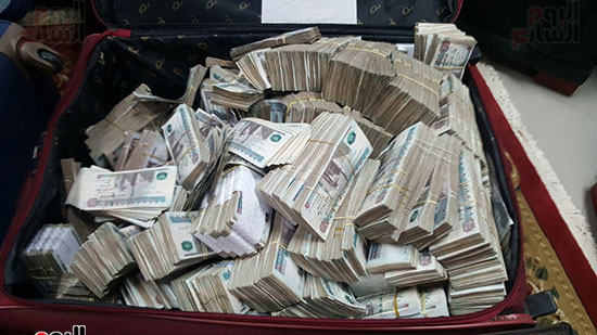 الأموال العامة تضبط عصابة بنوك متنقلة تتاجر بالعملة بحوزتهم 100 مليون جنيه
