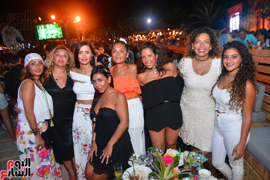 لويس فونسى ونيكول سابا يشعلان حفل الساحل الشمالى بحضور المشاهير   (8)