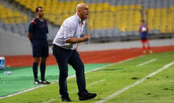 حسام حسن المدير الفنى للمصرى