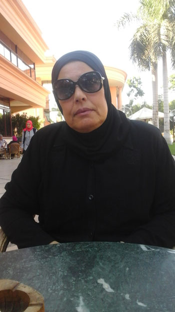 والدة الشهيد محمد أنور لـاليوم السابع  دماء ابنى الذكية ضمتها أرض سيناء (1)