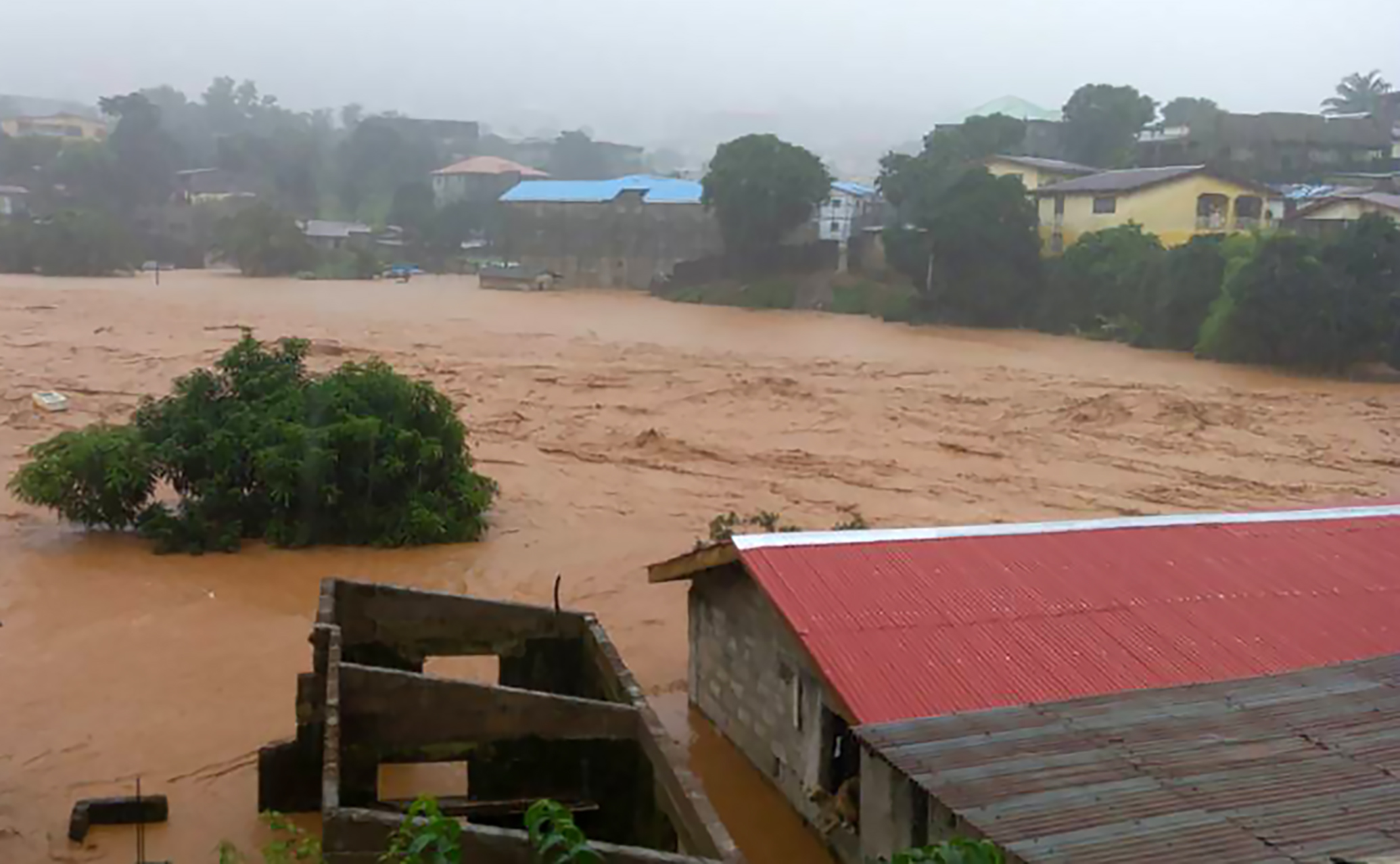 جانب من فيضانات سيراليون