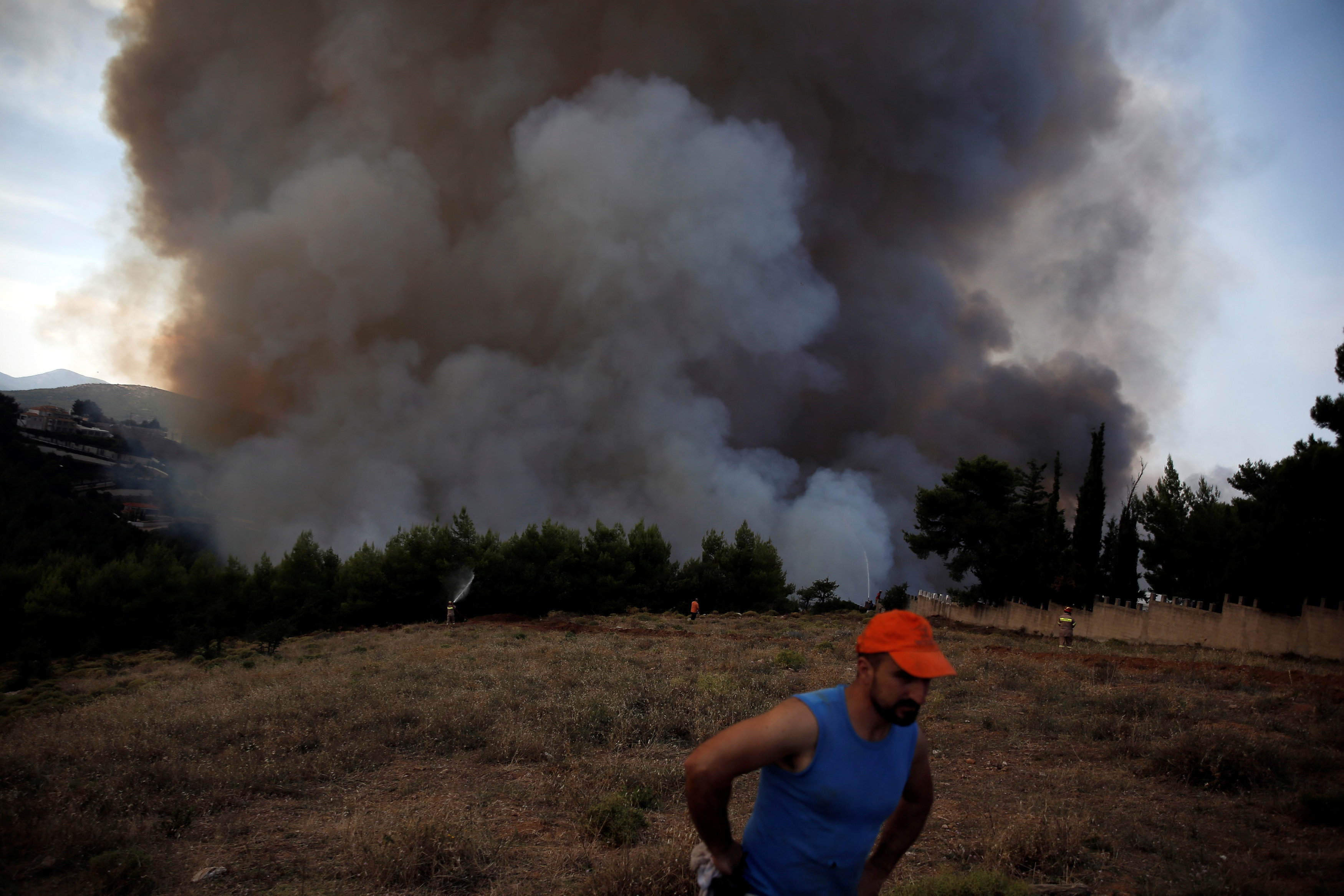حريق غابات قرب أثينا